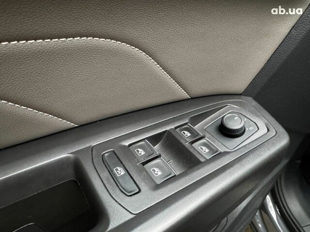 Серый Фольксваген Atlas, объемом двигателя 2 л и пробегом 23 тыс. км за 35590 $, фото 13 на Automoto.ua