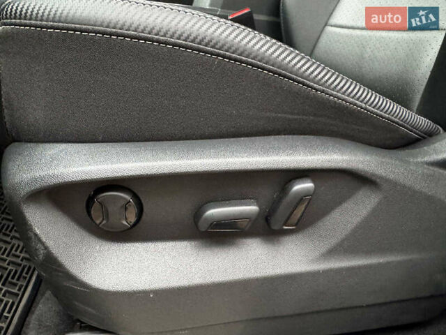 Серый Фольксваген Atlas, объемом двигателя 2 л и пробегом 23 тыс. км за 35590 $, фото 15 на Automoto.ua