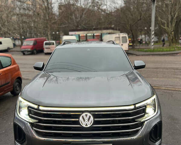 Серый Фольксваген Atlas, объемом двигателя 1.98 л и пробегом 60 тыс. км за 40000 $, фото 1 на Automoto.ua