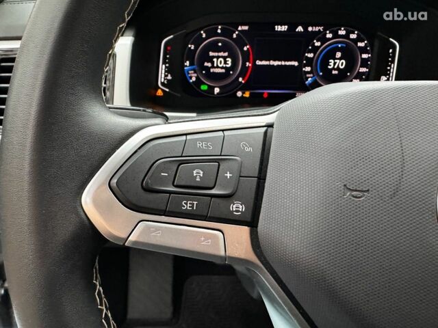 Серый Фольксваген Atlas, объемом двигателя 2 л и пробегом 23 тыс. км за 35590 $, фото 18 на Automoto.ua