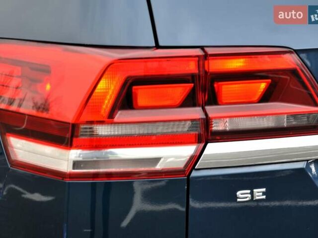 Синий Фольксваген Atlas, объемом двигателя 3.6 л и пробегом 173 тыс. км за 19500 $, фото 14 на Automoto.ua