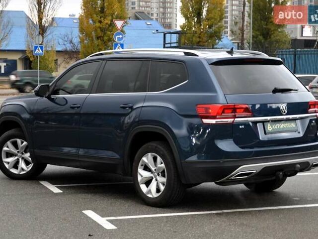 Синий Фольксваген Atlas, объемом двигателя 3.6 л и пробегом 173 тыс. км за 19500 $, фото 4 на Automoto.ua