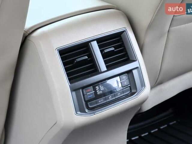 Синий Фольксваген Atlas, объемом двигателя 3.6 л и пробегом 173 тыс. км за 19500 $, фото 29 на Automoto.ua