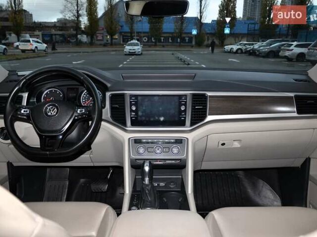 Синий Фольксваген Atlas, объемом двигателя 3.6 л и пробегом 173 тыс. км за 19500 $, фото 38 на Automoto.ua