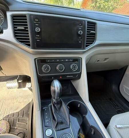 Синий Фольксваген Atlas, объемом двигателя 3.6 л и пробегом 241 тыс. км за 19400 $, фото 14 на Automoto.ua