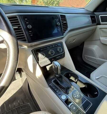 Синий Фольксваген Atlas, объемом двигателя 3.6 л и пробегом 241 тыс. км за 19400 $, фото 11 на Automoto.ua