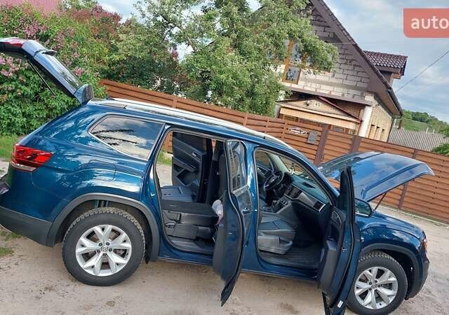 Синий Фольксваген Atlas, объемом двигателя 3.6 л и пробегом 178 тыс. км за 21600 $, фото 16 на Automoto.ua
