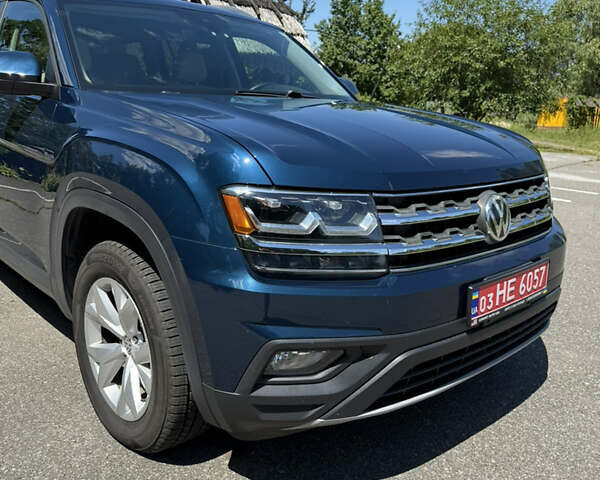 Синий Фольксваген Atlas, объемом двигателя 2 л и пробегом 96 тыс. км за 20900 $, фото 3 на Automoto.ua