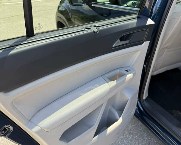 Синий Фольксваген Atlas, объемом двигателя 2 л и пробегом 96 тыс. км за 20900 $, фото 40 на Automoto.ua