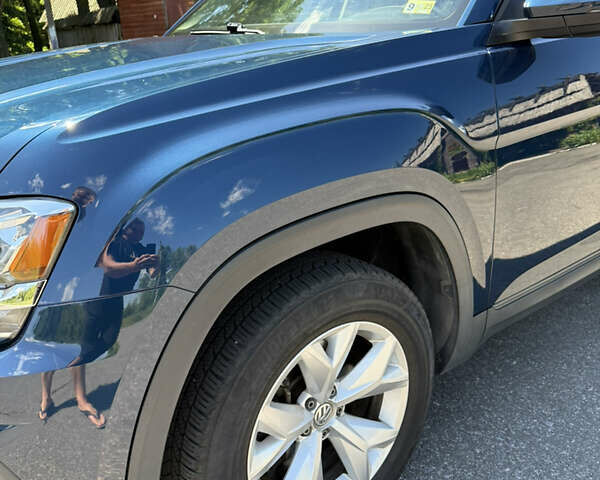 Синий Фольксваген Atlas, объемом двигателя 2 л и пробегом 96 тыс. км за 20900 $, фото 10 на Automoto.ua