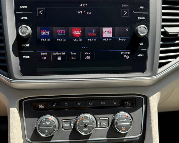 Синий Фольксваген Atlas, объемом двигателя 2 л и пробегом 96 тыс. км за 20900 $, фото 25 на Automoto.ua