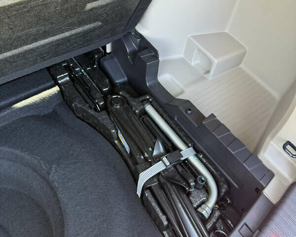 Синий Фольксваген Atlas, объемом двигателя 2 л и пробегом 96 тыс. км за 20900 $, фото 48 на Automoto.ua