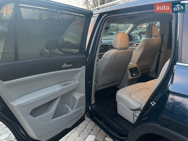 Синій Фольксваген Atlas, об'ємом двигуна 3.6 л та пробігом 93 тис. км за 25500 $, фото 19 на Automoto.ua