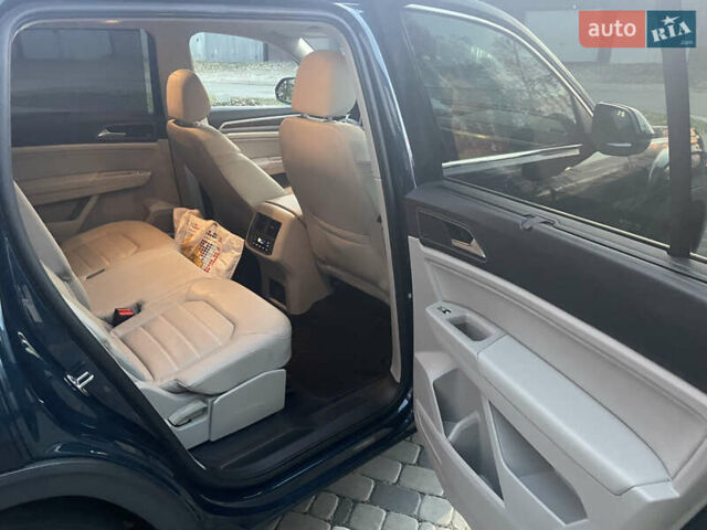 Синій Фольксваген Atlas, об'ємом двигуна 3.6 л та пробігом 93 тис. км за 25500 $, фото 14 на Automoto.ua