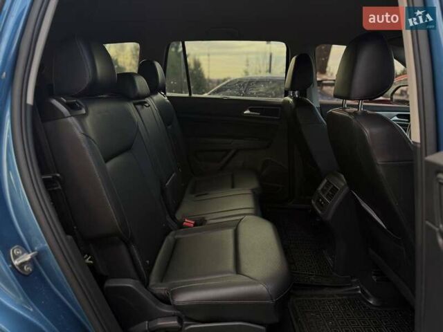 Синий Фольксваген Atlas, объемом двигателя 3.6 л и пробегом 136 тыс. км за 25000 $, фото 20 на Automoto.ua