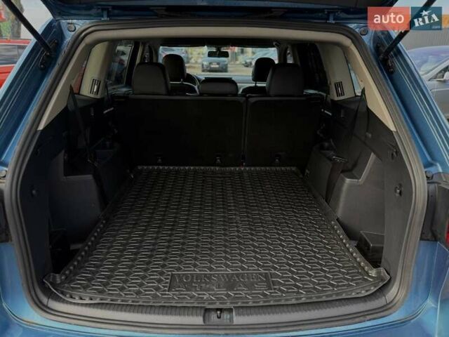 Синий Фольксваген Atlas, объемом двигателя 3.6 л и пробегом 136 тыс. км за 25000 $, фото 28 на Automoto.ua