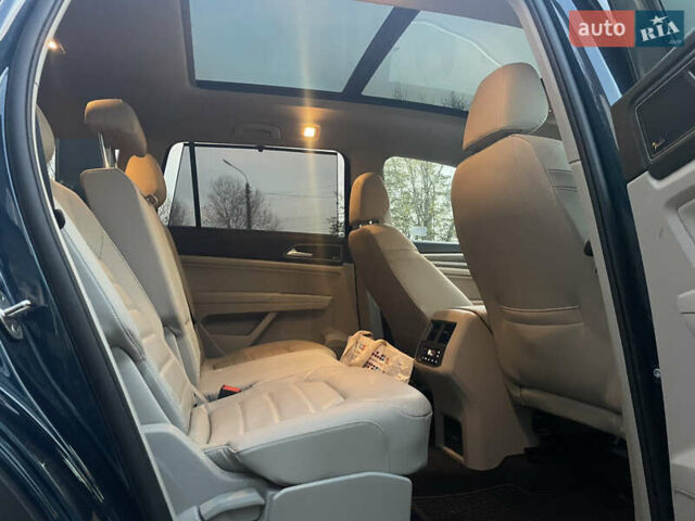 Синій Фольксваген Atlas, об'ємом двигуна 3.6 л та пробігом 93 тис. км за 25500 $, фото 15 на Automoto.ua