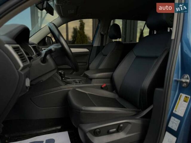 Синий Фольксваген Atlas, объемом двигателя 3.6 л и пробегом 136 тыс. км за 25000 $, фото 15 на Automoto.ua