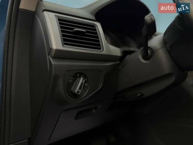 Синий Фольксваген Atlas, объемом двигателя 3.6 л и пробегом 136 тыс. км за 25000 $, фото 10 на Automoto.ua