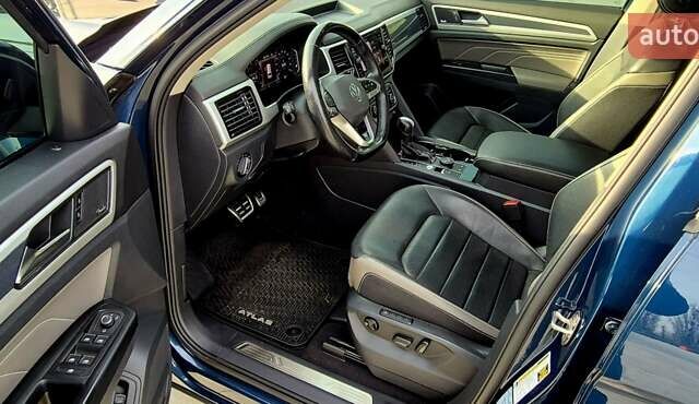 Синий Фольксваген Atlas, объемом двигателя 3.6 л и пробегом 88 тыс. км за 36000 $, фото 26 на Automoto.ua