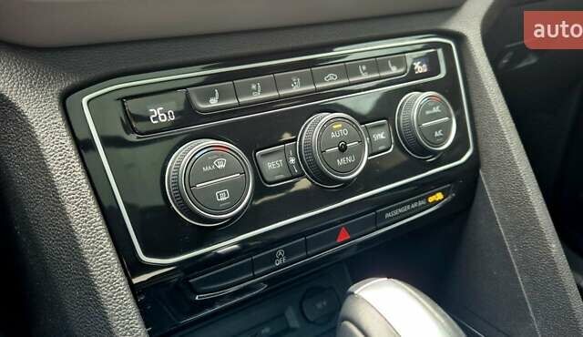 Синий Фольксваген Atlas, объемом двигателя 3.6 л и пробегом 88 тыс. км за 36000 $, фото 70 на Automoto.ua