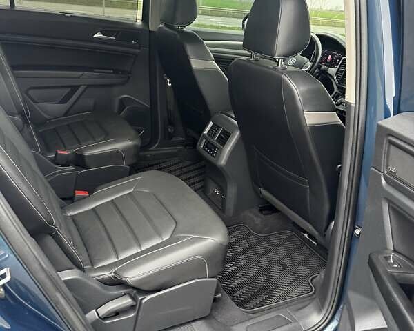 Синій Фольксваген Atlas, об'ємом двигуна 3.6 л та пробігом 150 тис. км за 29000 $, фото 3 на Automoto.ua