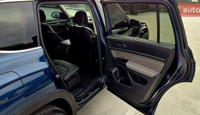 Синий Фольксваген Atlas, объемом двигателя 3.6 л и пробегом 88 тыс. км за 36000 $, фото 44 на Automoto.ua