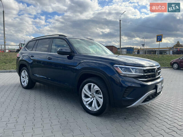 Синий Фольксваген Atlas, объемом двигателя 3.6 л и пробегом 108 тыс. км за 32500 $, фото 5 на Automoto.ua