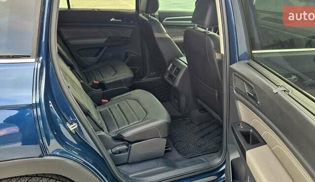 Синий Фольксваген Atlas, объемом двигателя 3.6 л и пробегом 88 тыс. км за 36000 $, фото 73 на Automoto.ua