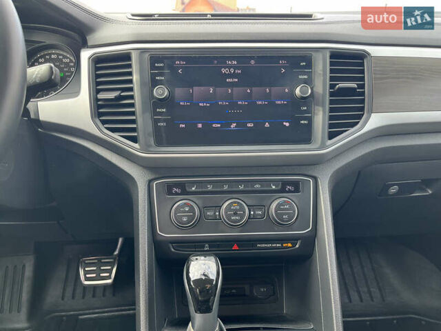 Синий Фольксваген Atlas, объемом двигателя 3.6 л и пробегом 108 тыс. км за 32500 $, фото 35 на Automoto.ua