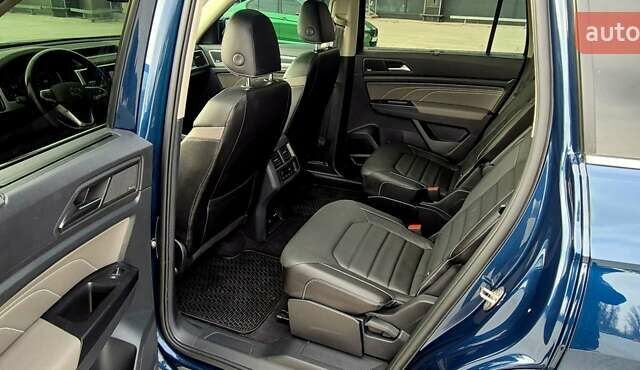 Синий Фольксваген Atlas, объемом двигателя 3.6 л и пробегом 88 тыс. км за 36000 $, фото 35 на Automoto.ua