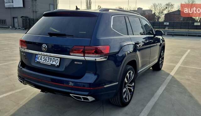 Синий Фольксваген Atlas, объемом двигателя 3.6 л и пробегом 88 тыс. км за 36000 $, фото 4 на Automoto.ua