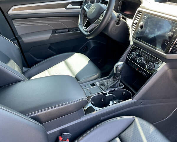 Синий Фольксваген Atlas, объемом двигателя 3.6 л и пробегом 53 тыс. км за 24500 $, фото 50 на Automoto.ua