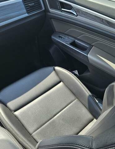 Синий Фольксваген Atlas, объемом двигателя 3.6 л и пробегом 105 тыс. км за 25000 $, фото 22 на Automoto.ua