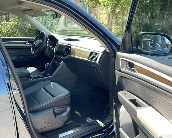 Синий Фольксваген Atlas, объемом двигателя 3.6 л и пробегом 53 тыс. км за 24500 $, фото 30 на Automoto.ua