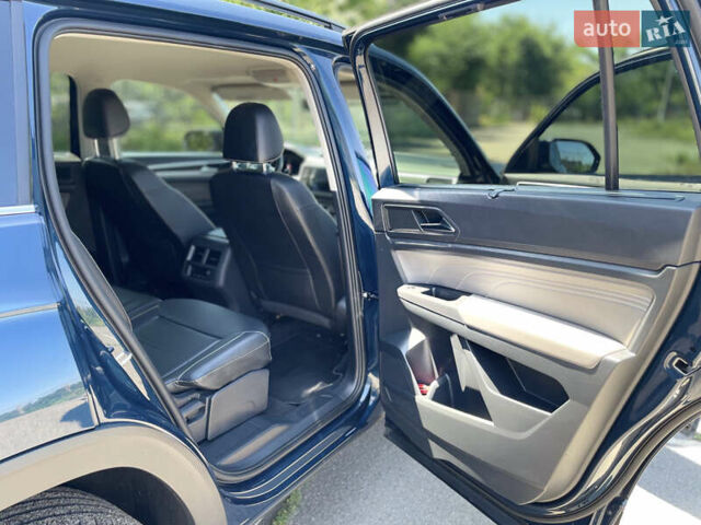 Синий Фольксваген Atlas, объемом двигателя 3.6 л и пробегом 53 тыс. км за 24500 $, фото 35 на Automoto.ua