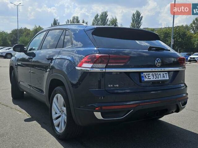 Синий Фольксваген Atlas, объемом двигателя 3.6 л и пробегом 105 тыс. км за 25000 $, фото 2 на Automoto.ua