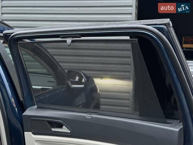 Синий Фольксваген Atlas, объемом двигателя 1.98 л и пробегом 9 тыс. км за 32900 $, фото 26 на Automoto.ua