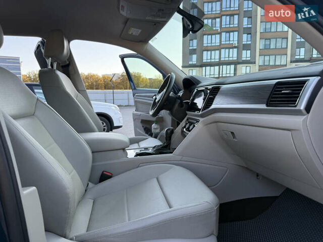Синий Фольксваген Atlas, объемом двигателя 1.98 л и пробегом 150 тыс. км за 24900 $, фото 64 на Automoto.ua