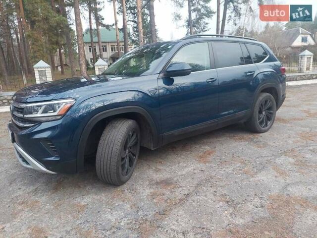 Синий Фольксваген Atlas, объемом двигателя 1.98 л и пробегом 68 тыс. км за 29300 $, фото 4 на Automoto.ua