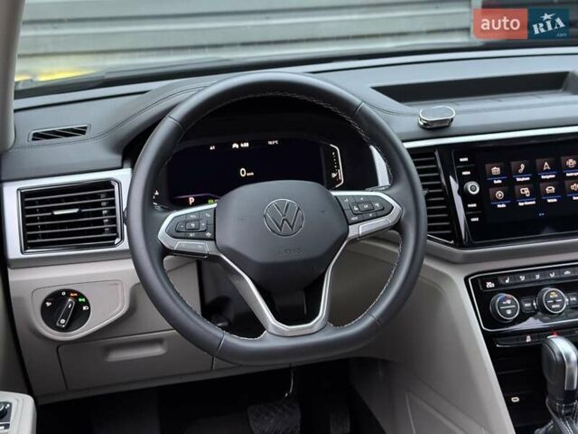 Синий Фольксваген Atlas, объемом двигателя 1.98 л и пробегом 9 тыс. км за 32900 $, фото 16 на Automoto.ua
