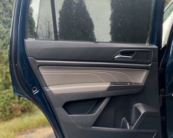 Синий Фольксваген Atlas, объемом двигателя 1.98 л и пробегом 68 тыс. км за 29300 $, фото 20 на Automoto.ua