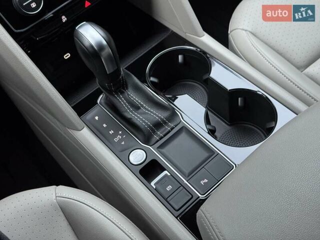 Синий Фольксваген Atlas, объемом двигателя 1.98 л и пробегом 9 тыс. км за 32900 $, фото 20 на Automoto.ua