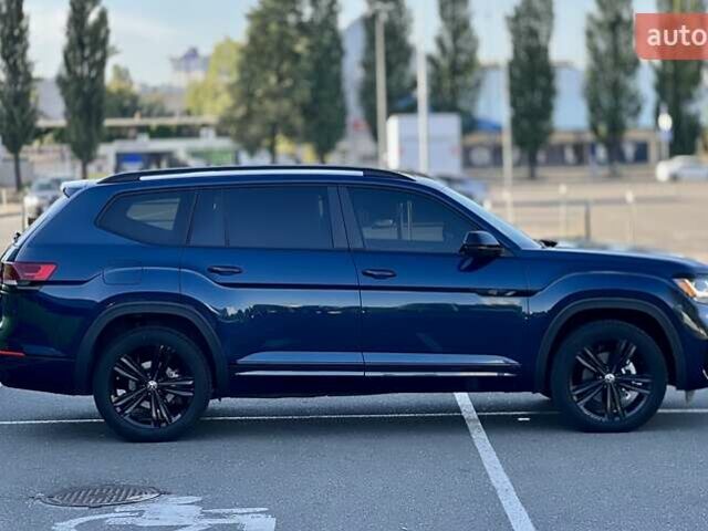 Синий Фольксваген Atlas, объемом двигателя 3.6 л и пробегом 12 тыс. км за 35999 $, фото 4 на Automoto.ua