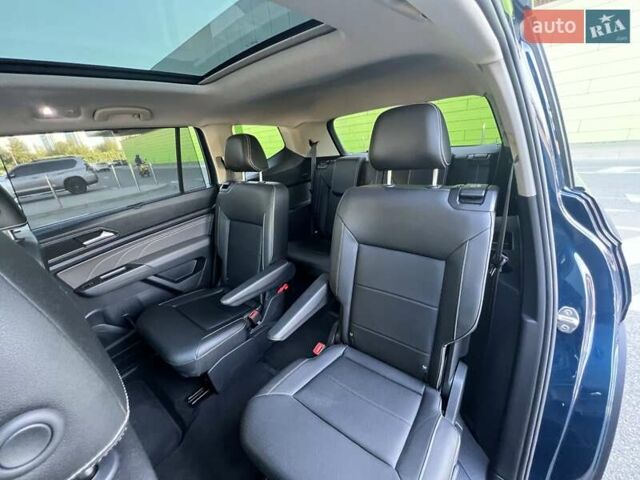 Синий Фольксваген Atlas, объемом двигателя 3.6 л и пробегом 12 тыс. км за 35999 $, фото 42 на Automoto.ua