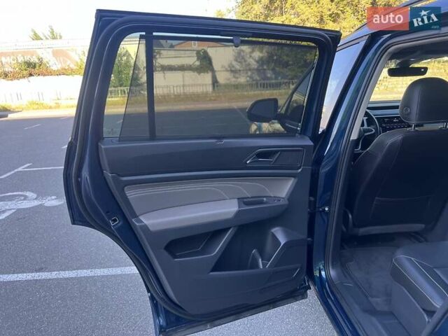 Синий Фольксваген Atlas, объемом двигателя 3.6 л и пробегом 12 тыс. км за 35999 $, фото 38 на Automoto.ua