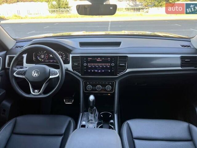 Синий Фольксваген Atlas, объемом двигателя 3.6 л и пробегом 12 тыс. км за 35999 $, фото 26 на Automoto.ua