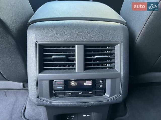 Синий Фольксваген Atlas, объемом двигателя 3.6 л и пробегом 12 тыс. км за 35999 $, фото 40 на Automoto.ua