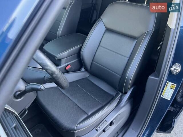 Синий Фольксваген Atlas, объемом двигателя 3.6 л и пробегом 12 тыс. км за 35999 $, фото 25 на Automoto.ua