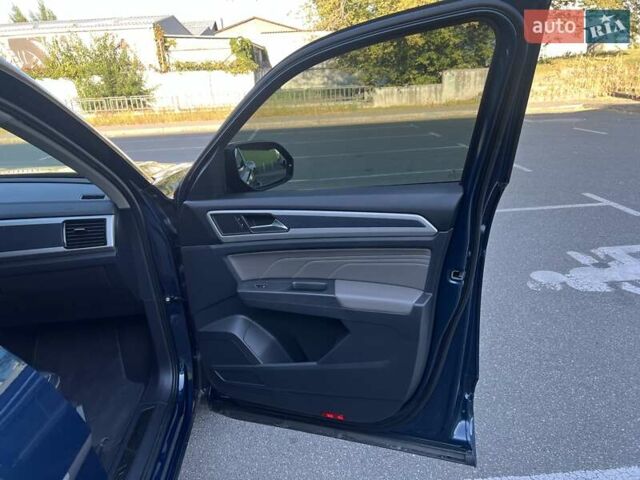 Синий Фольксваген Atlas, объемом двигателя 3.6 л и пробегом 12 тыс. км за 35999 $, фото 47 на Automoto.ua